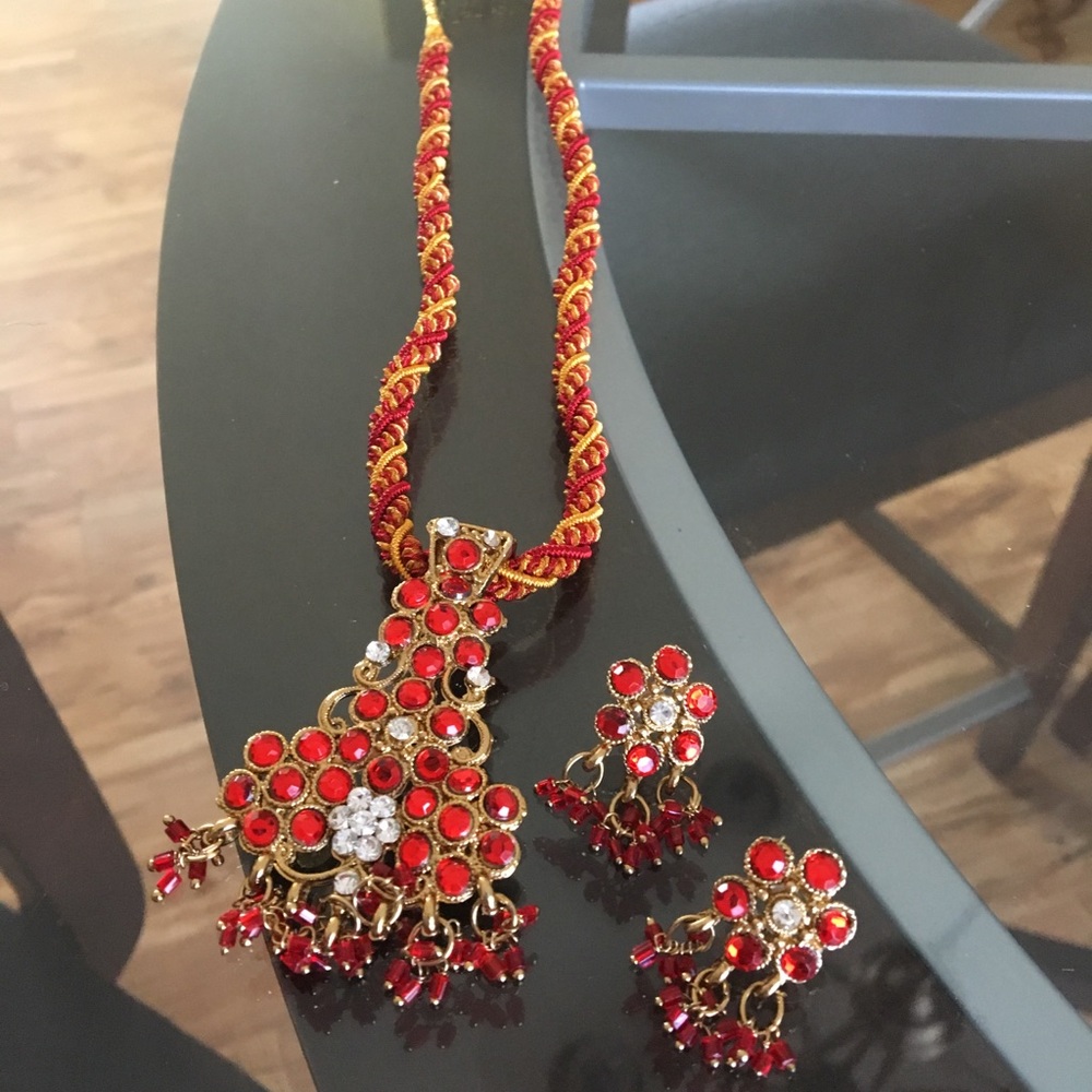 Indian necklace set